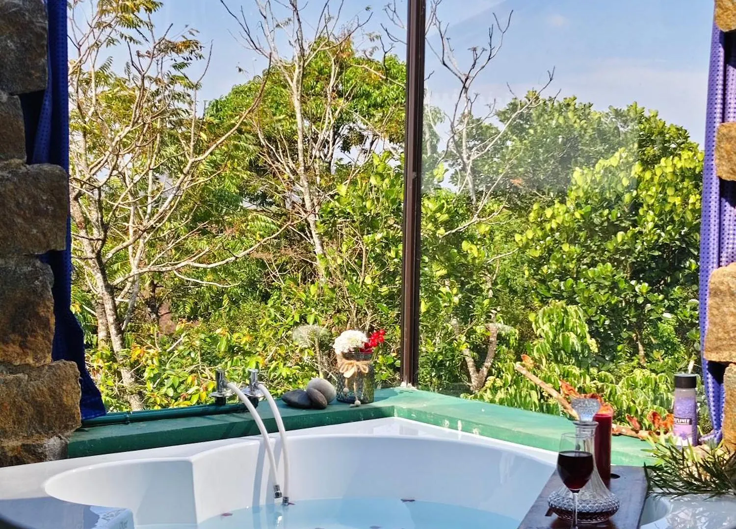 Fifth Estate Villa Vagamon 0*,  India